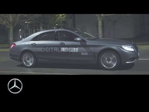 Mercedes-Benz DIGITAL LIGHT: A Light for the Future | Bernd Mayländer