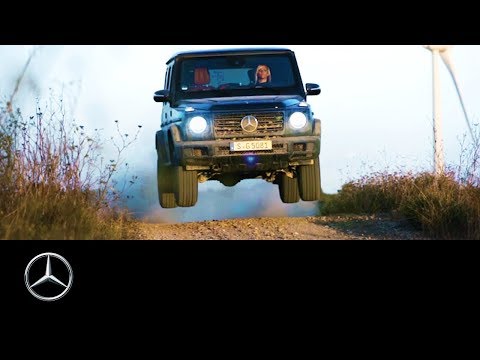 Mercedes-Benz G-Class (2018): Master Steep Inclines With Jessi Combs