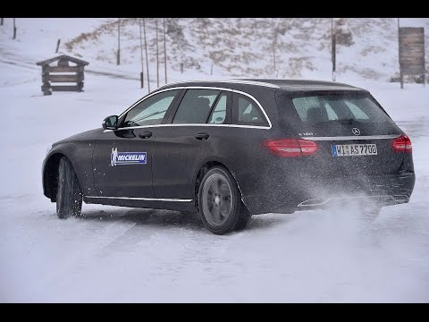 Sicher durch den Winter – mit Armin Schwarz und Michelin: Übersteuern