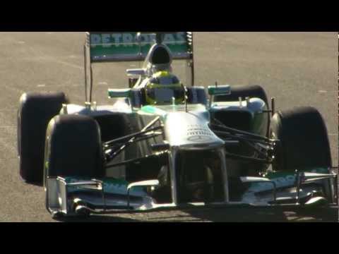 Nico Rosberg drives the F1 W04