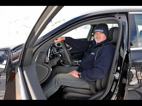 Sicher durch den Winter – mit Armin Schwarz und Michelin: Die richtige Sitzposition beim Aufofahren
