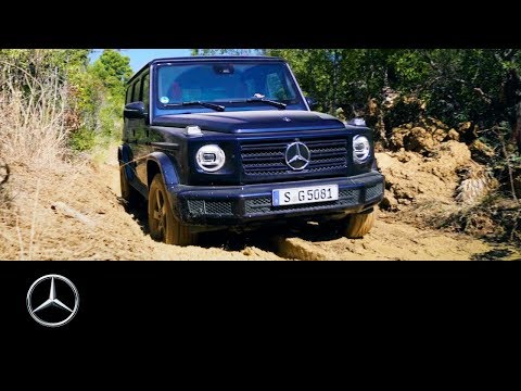 Mercedes-Benz G-Class (2018): Driving Through Mud With Jessi Combs