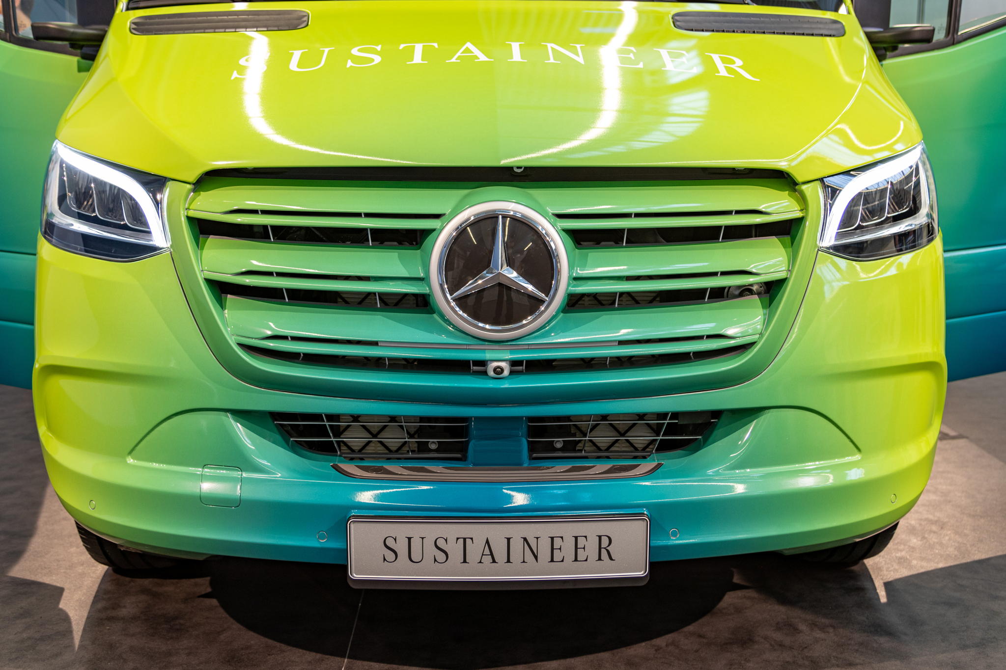 Der Mercedes-Benz SUSTAINEER: Innovationstreiber für nachhaltige urbane Mobilität