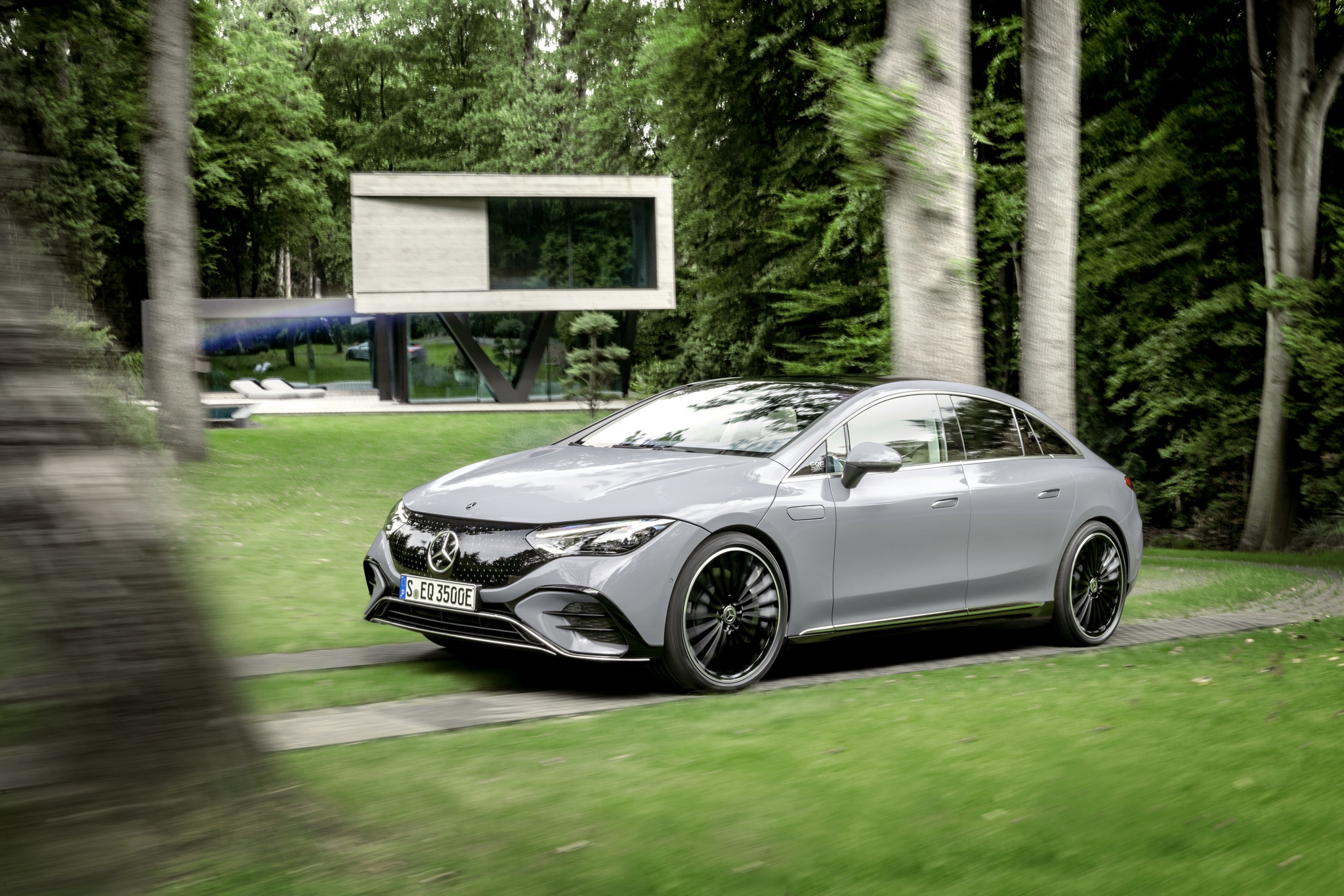 Mercedes-Benz startet EQE Verkaufsfreigabe frühestens Ende Februar