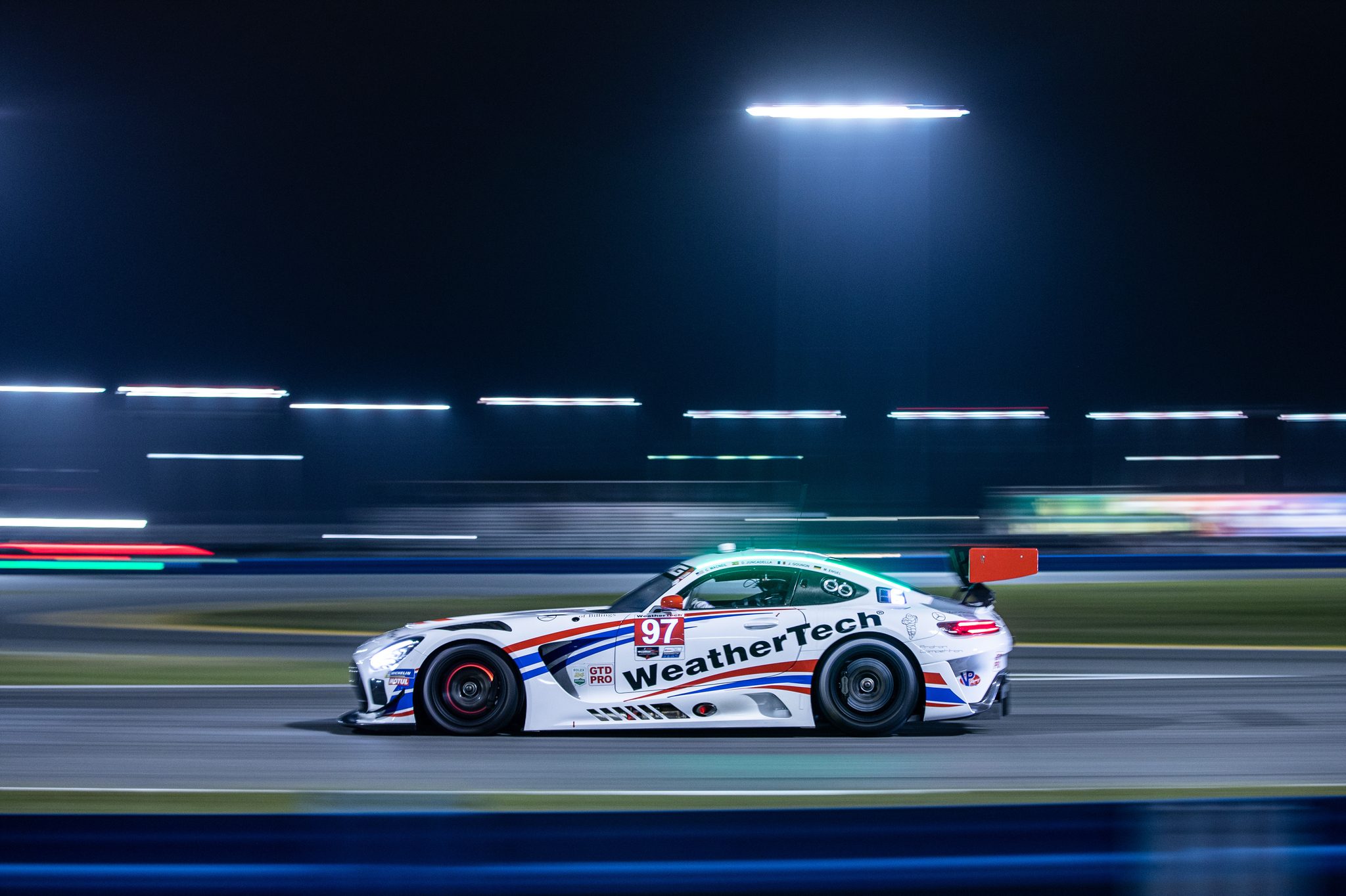 Mercedes-AMG startet mit sechs GT3 Fahrzeugen in Daytona
