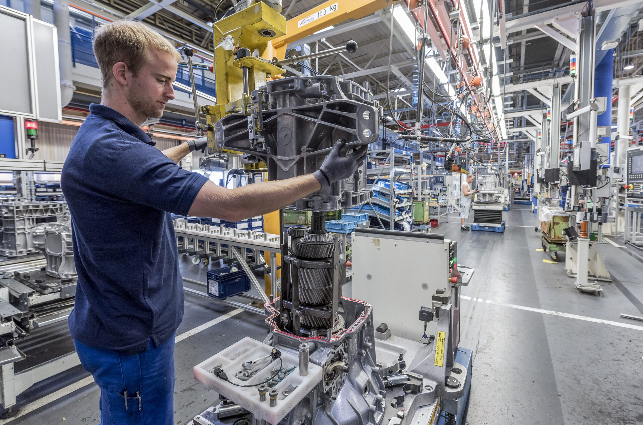 Daimler Truck plant Kurzarbeit im Werk Mannheim und Gaggenau