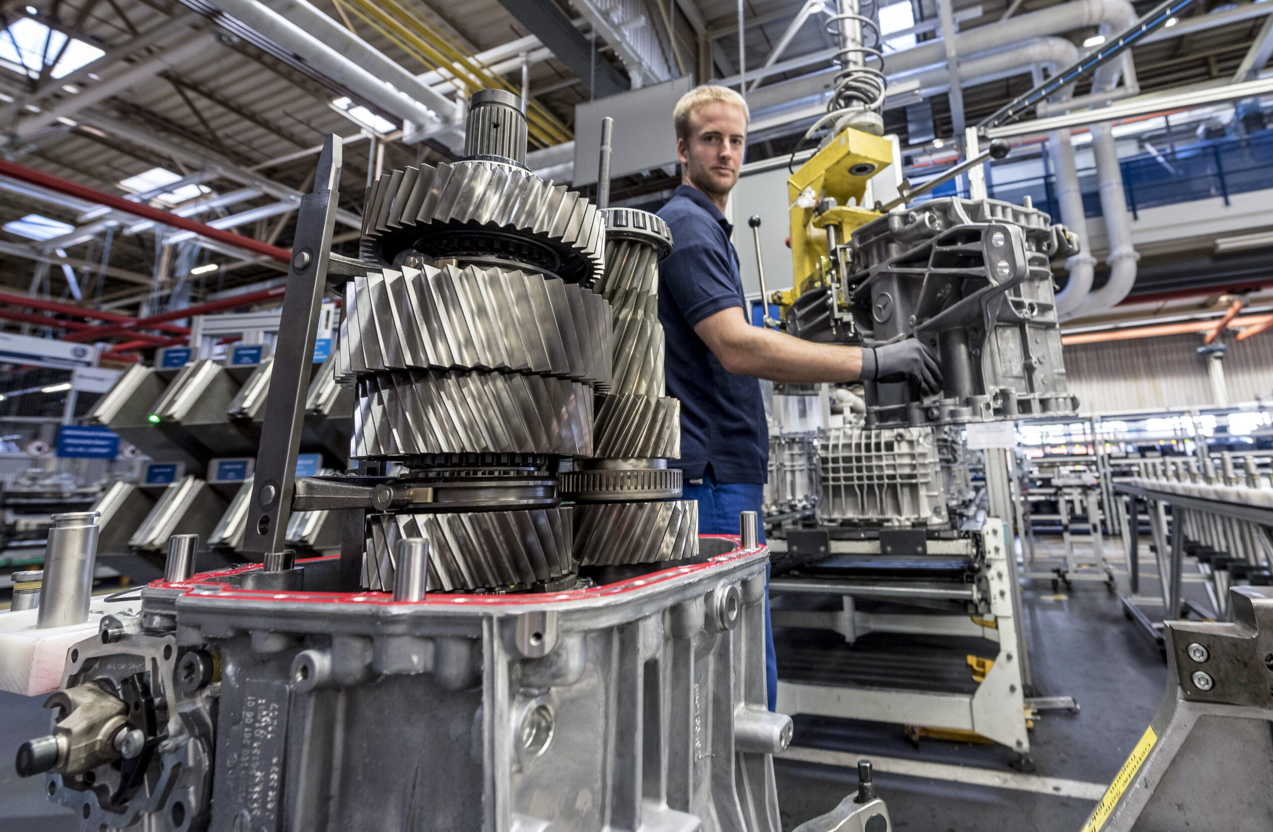 Daimler Truck plant Kurzarbeit im Werk Mannheim und Gaggenau