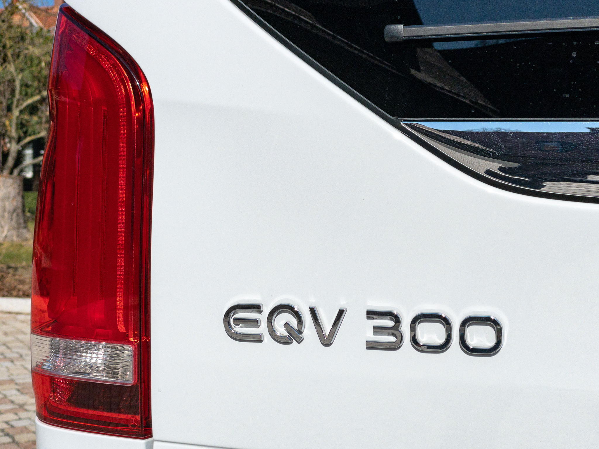 Der EQV 300 im Test: Wie schlägt sich der elektrische Van im Alltag?