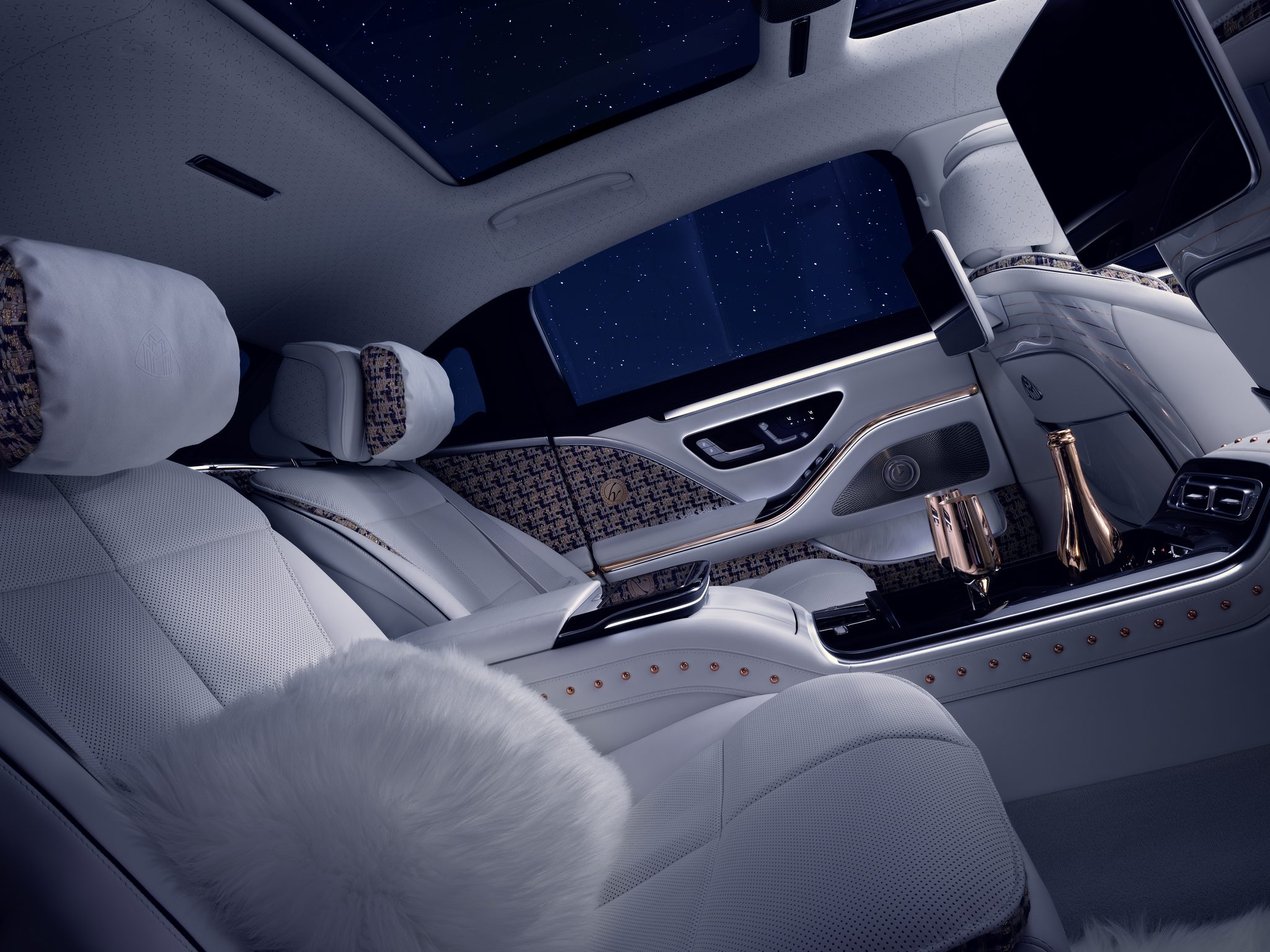 Mercedes-Maybach zeigt seriennahes Concept Haute Voiture