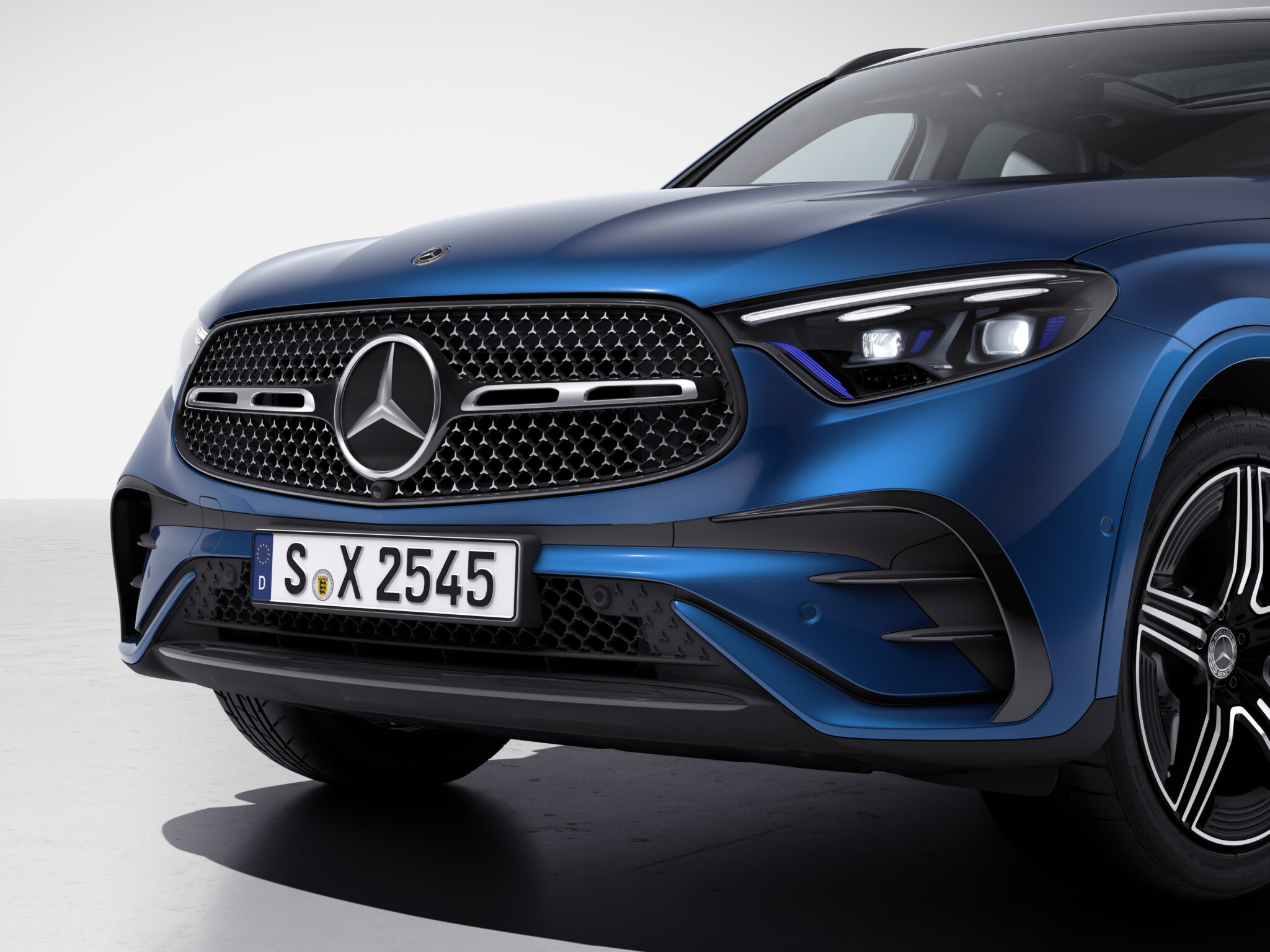 Der Neue Glc Das Night Paket Der Neuen Generation Des Suv Modells