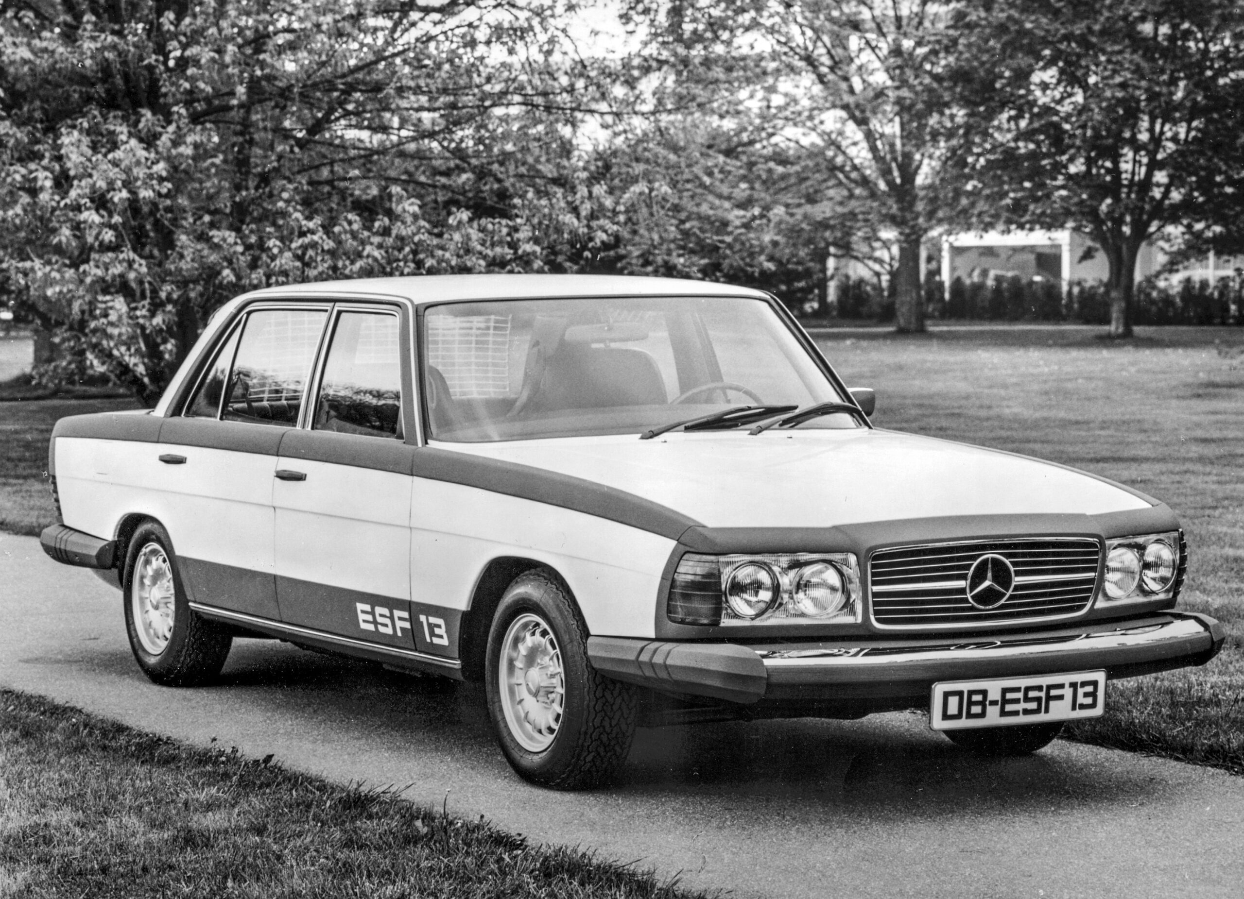Vor-50-Jahren-Vorstellung-des-Mercedes-Benz-ESF-13