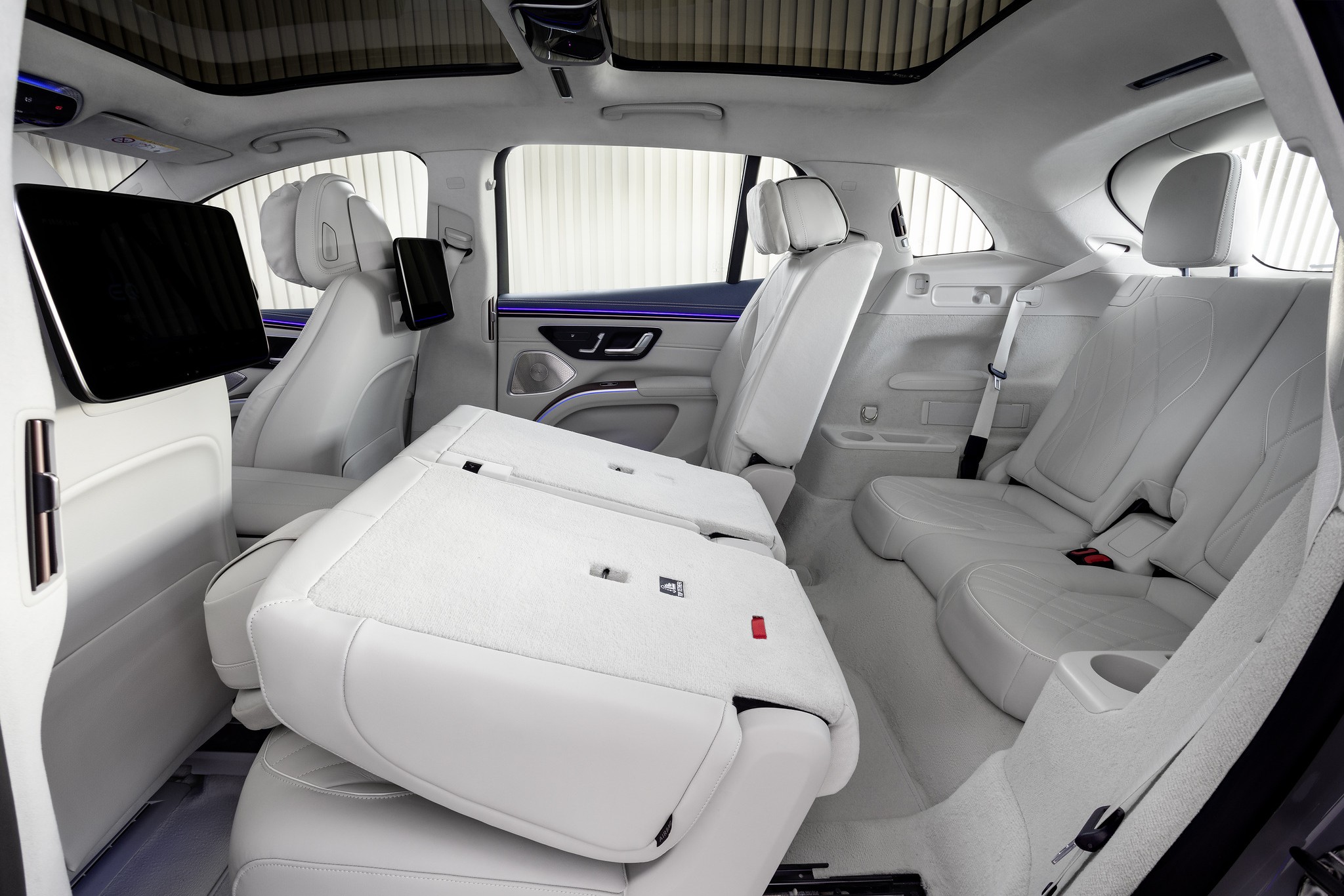 Innenraummaße & Variabilität des neuen EQS SUV von Mercedes-Benz