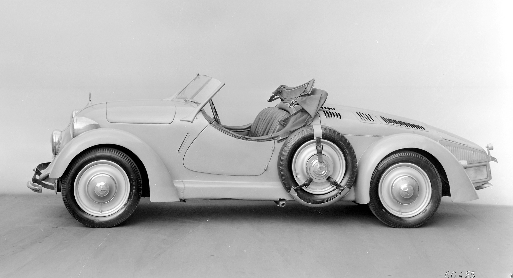 Mercedes 150. Мерседес 1960. Мерседес а 150.