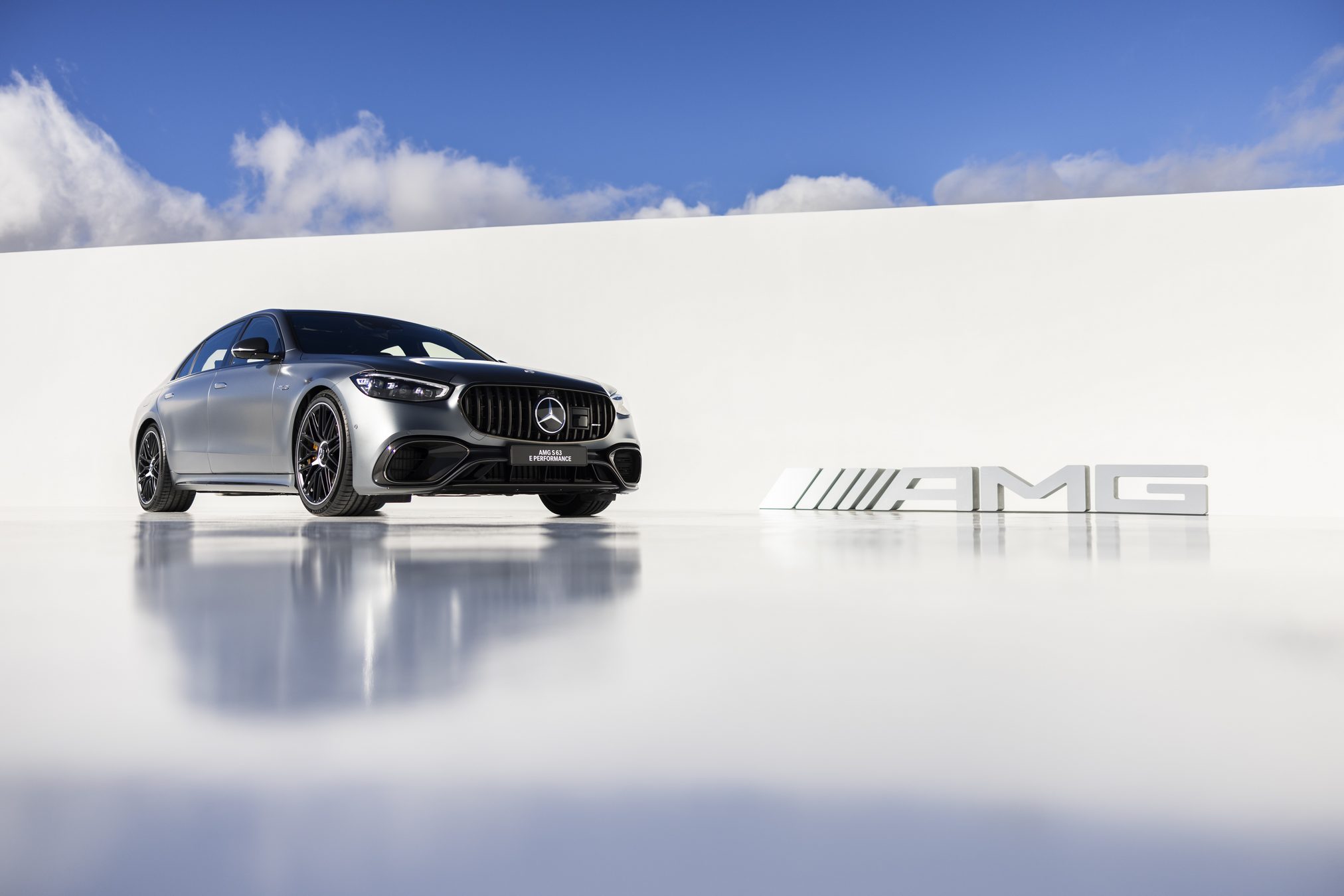So sieht der Mercedes-AMG S 63 E PERFORMANCE aus - alle Bilder & Infos