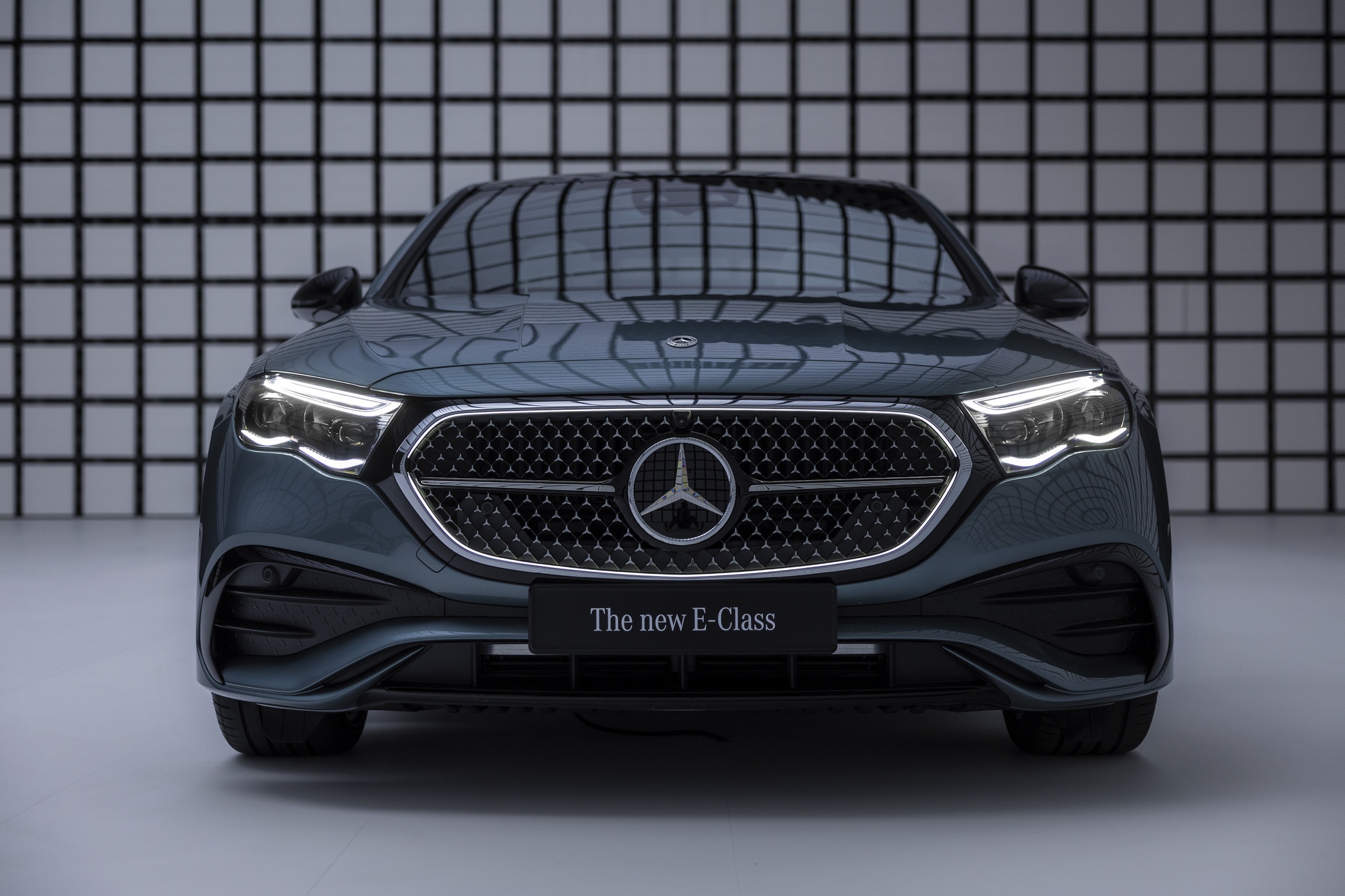 Infos & Bilder zur neuen E-Klasse Generation von Mercedes-Benz