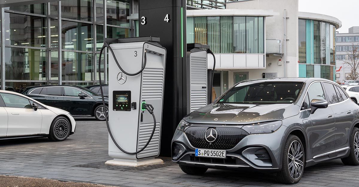 Mercedes-Benz-er-ffnet-Charging-Hub-in-Stuttgart