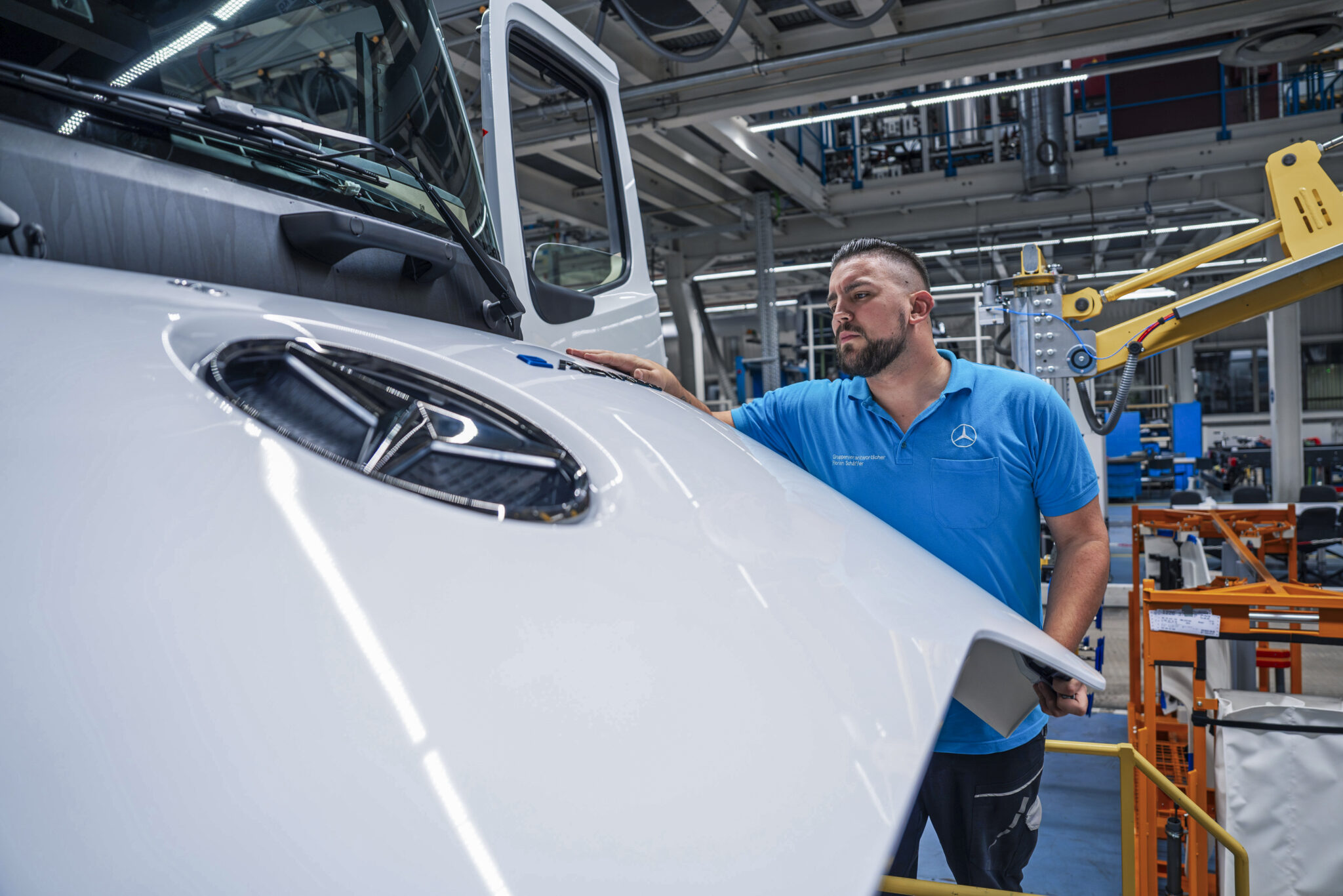 Zukunftstarifvertrag-bei-Daimler-Truck-abgeschlossen