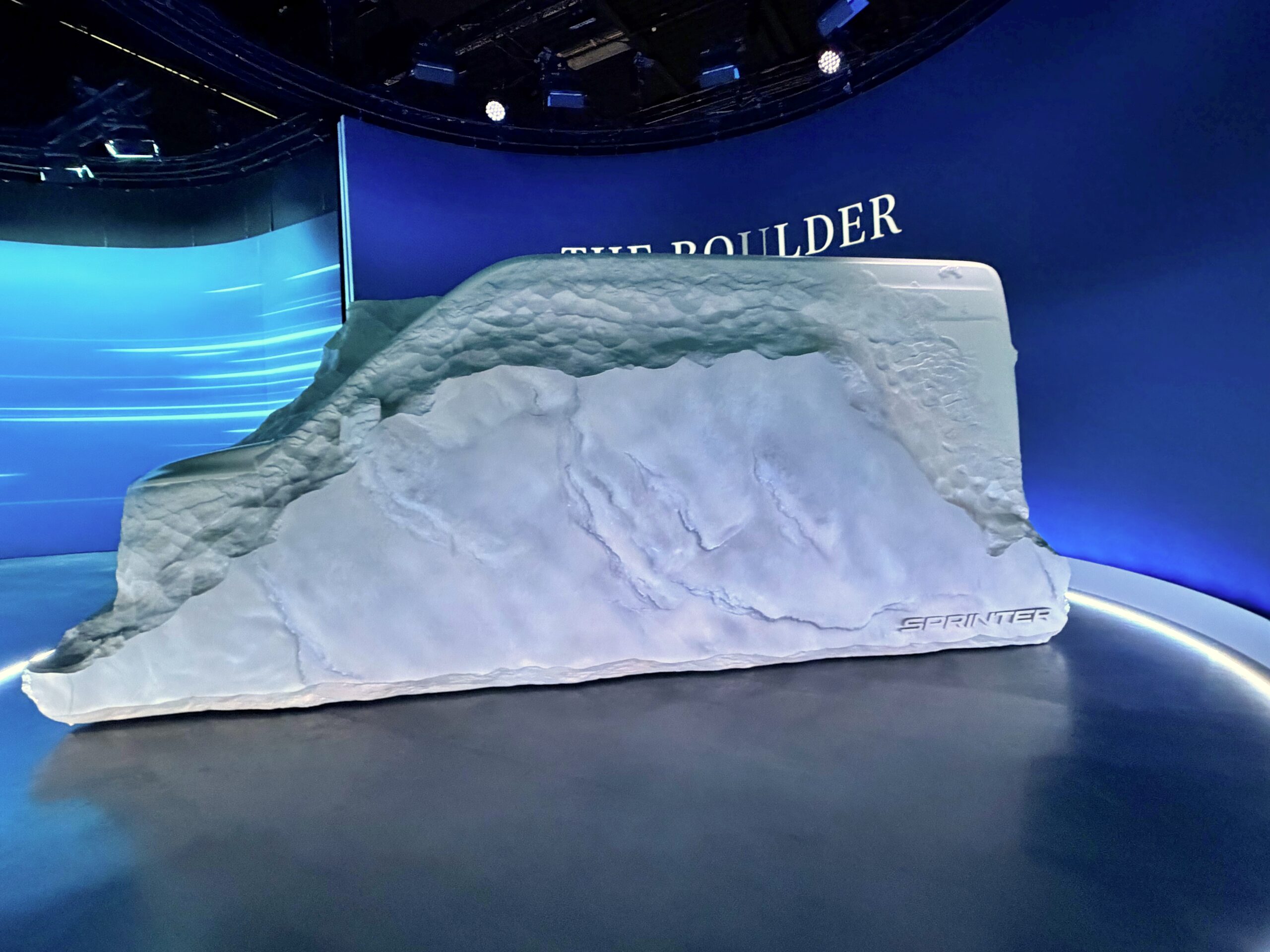 Mercedes-Benz Vans enthüllt „The BOuLDER“ – Ausblick auf den Sprinter der Zukunft