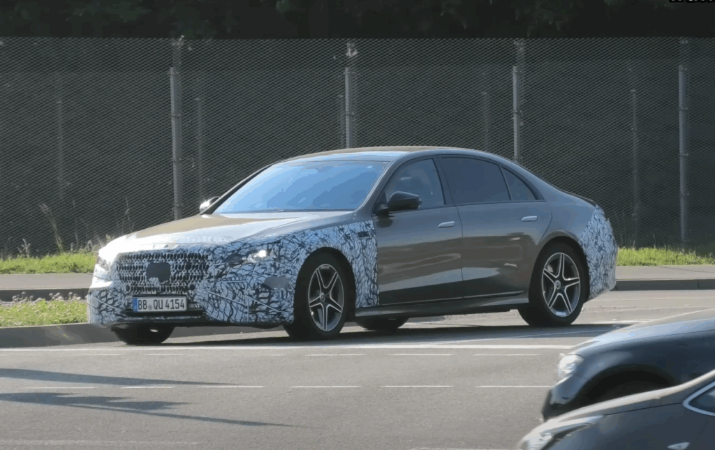 Mercedes-Benz-k-ndigt-Modellpflege-der-S-Klasse-f-r-Anfang-2026-an