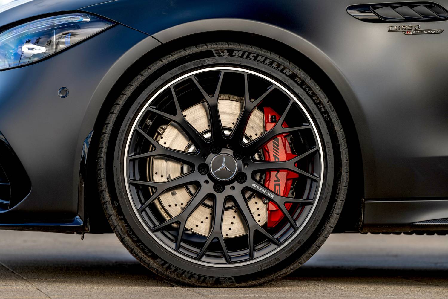 Reifenmontage-ohne-Ventilkappe-Warum-dieser-Fehler-teuer-gef-hrlich-werden-kann