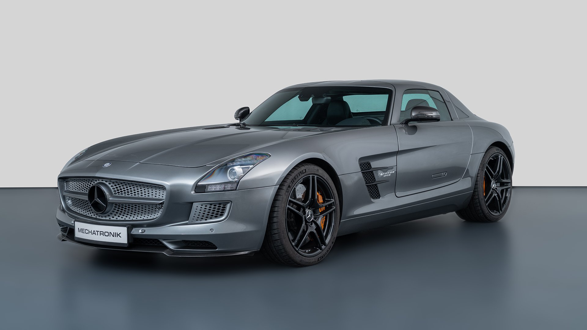Seltener-SLS-AMG-Electric-Drive-steht-zum-Verkauf