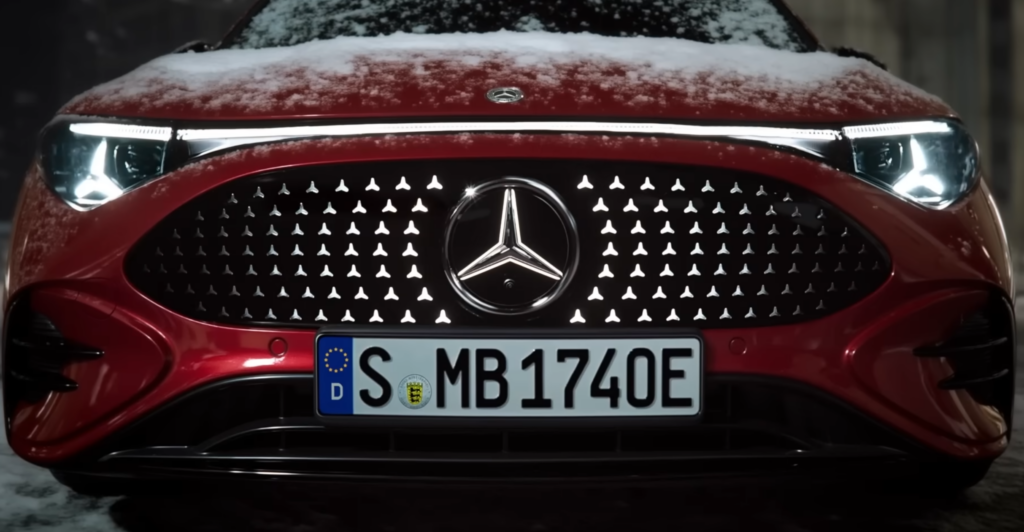 Mercedes-Benz-erz-hlt-CLA-Liebesgeschichte-im-All-und-setzt-auf-KI-als-Regisseur