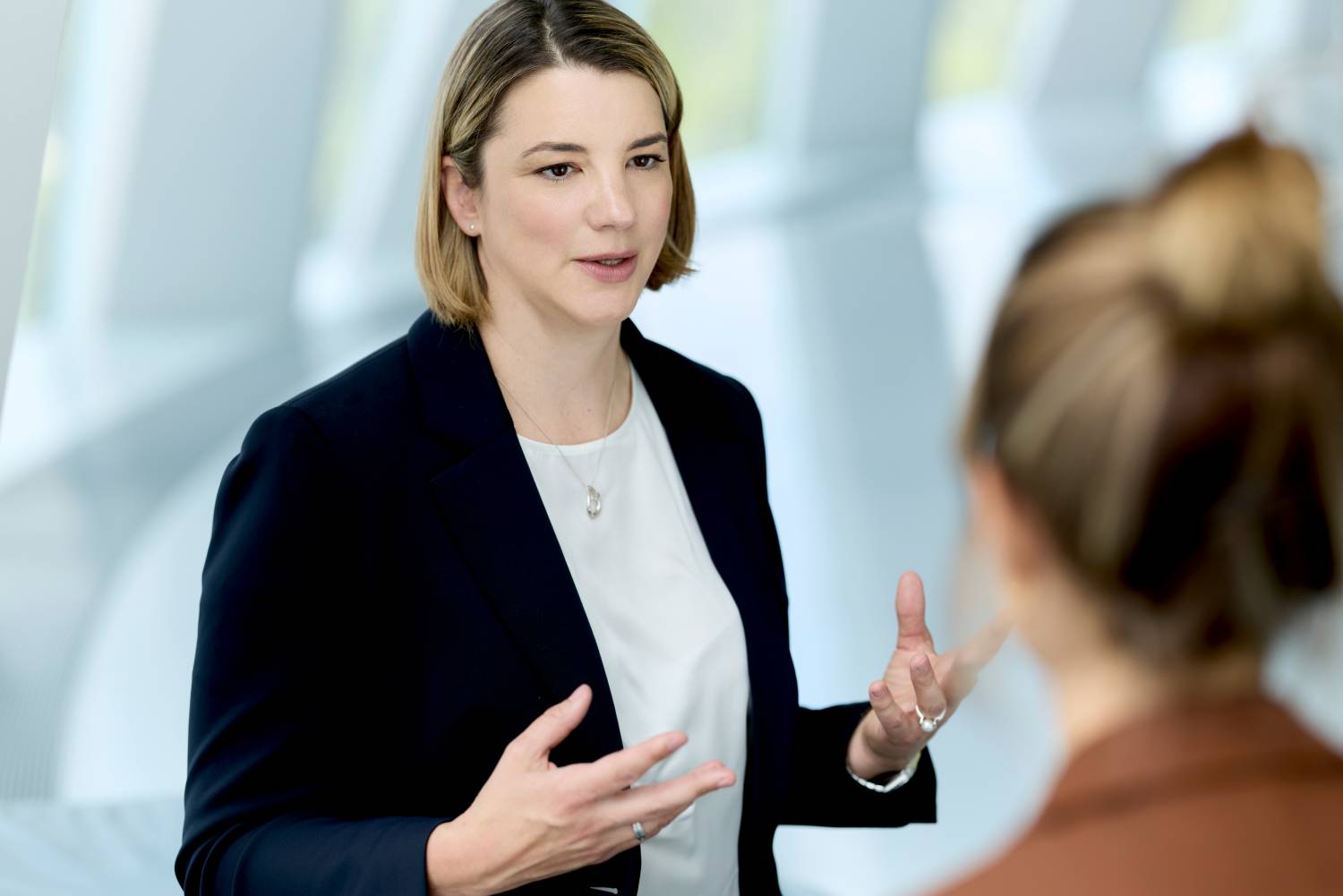 CIO-Katrin-Lehmann-verl-sst-berraschend-Mercedes-Benz