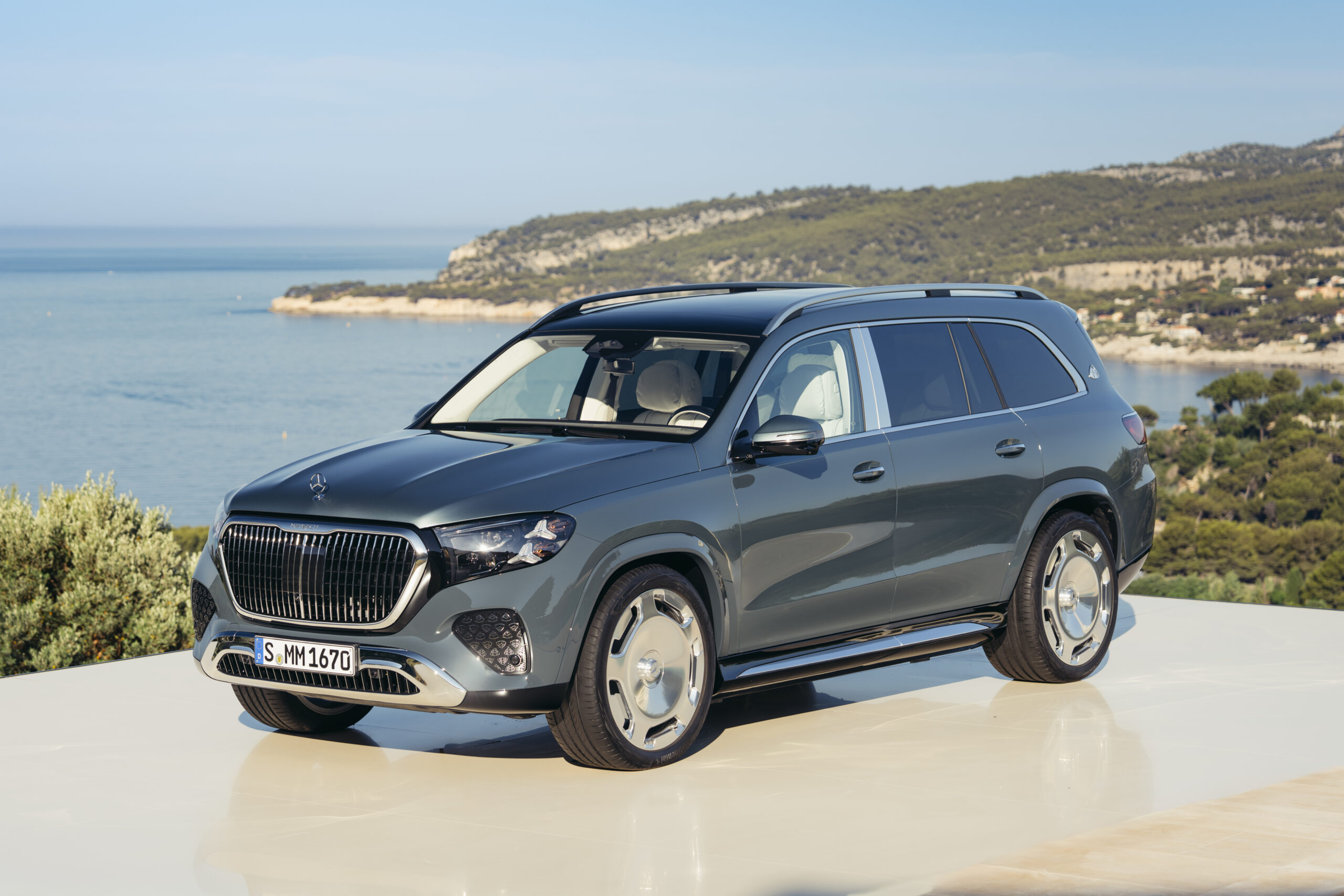 Mercedes-Maybach-GLS-680-Luxus-SUV-erh-lt-Feinschliff
