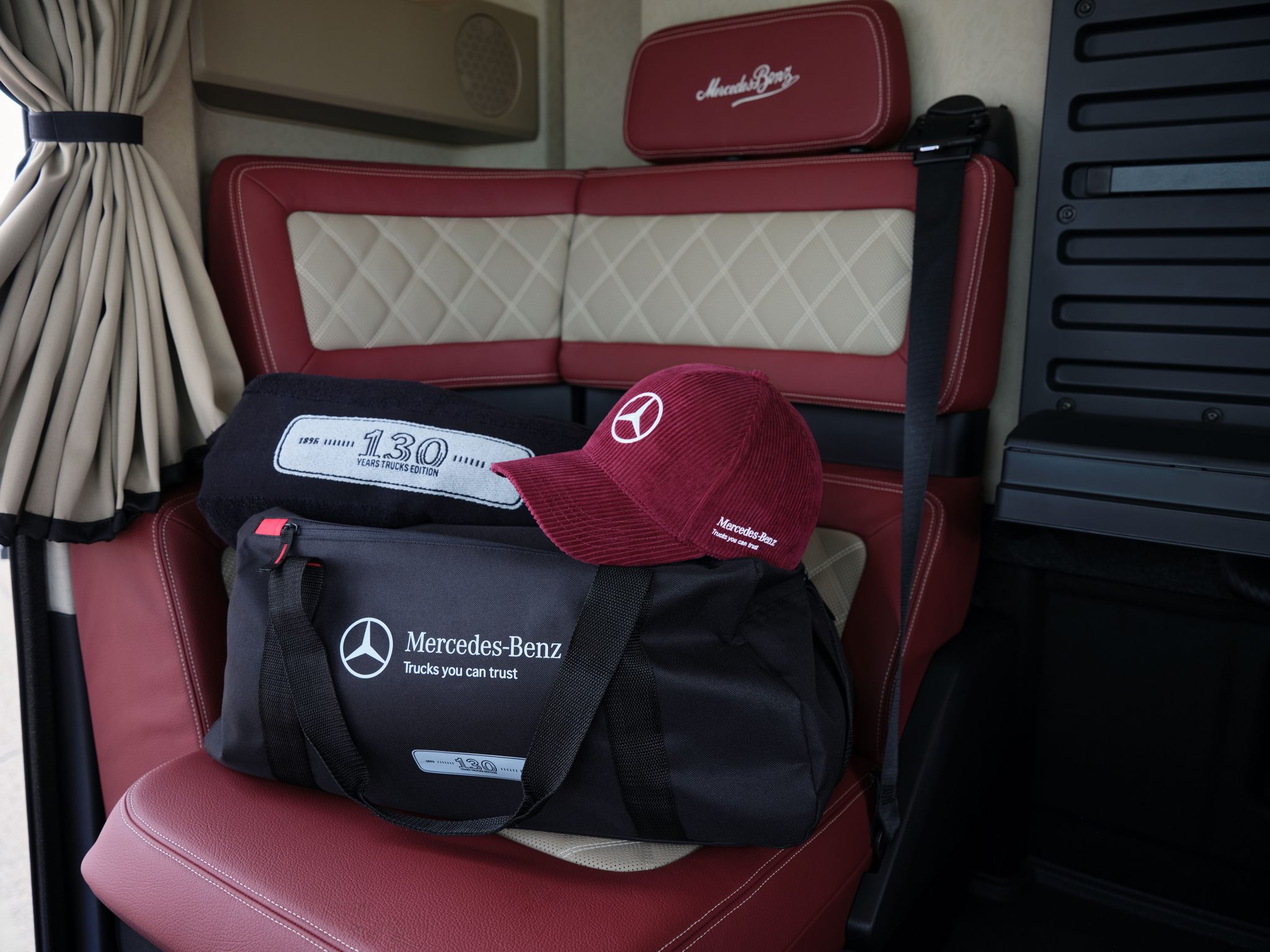 Warum Mercedes-Benz Lkw noch den Stern tragen dürfen & müssen
